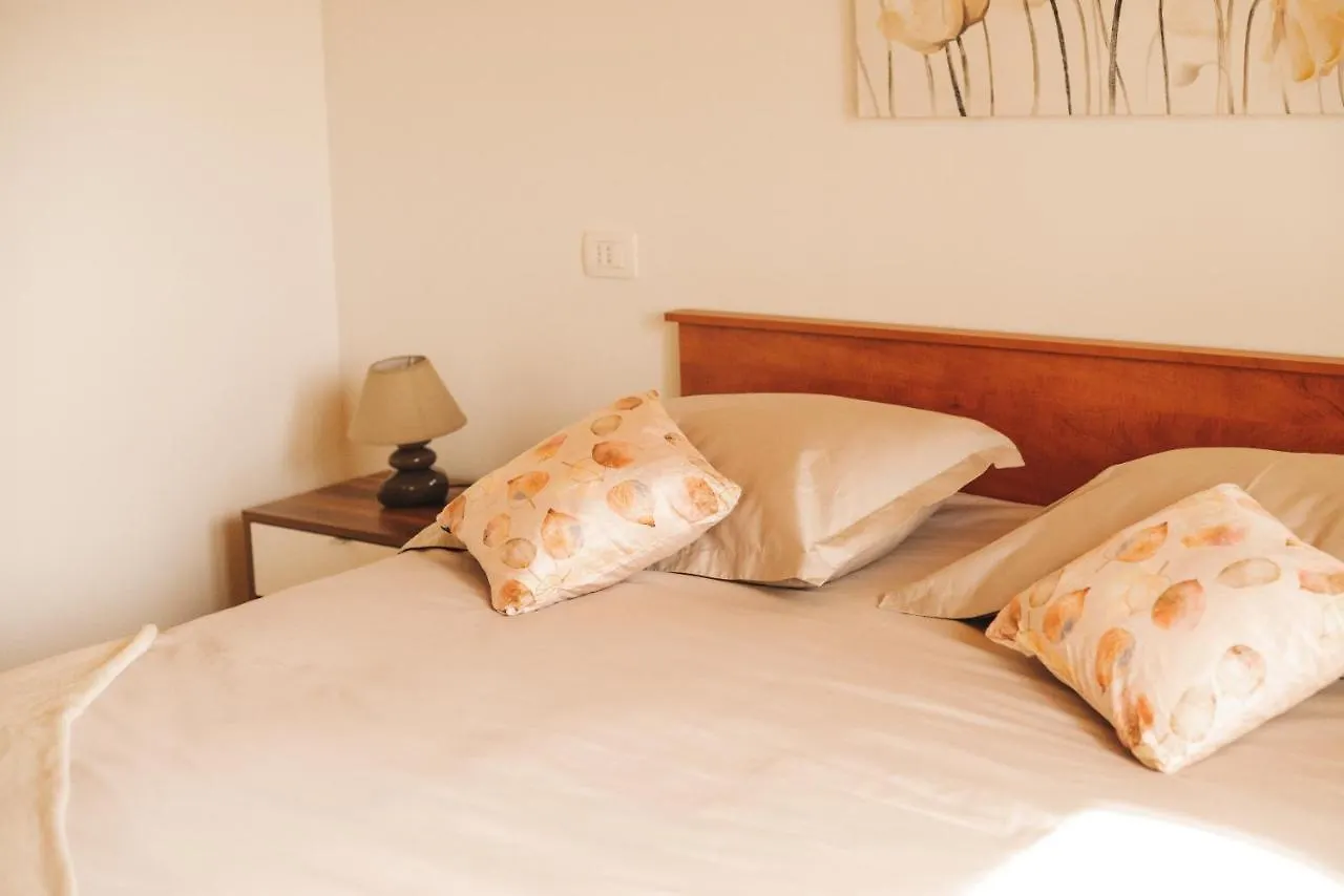 Rooms Marty'S Corner Livade Croatia